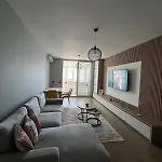 Modern Balconybright&spacious Fast Wi-fi Тирана