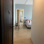 Modern Balconybright&spacious Fast Wi-fi Апартаменты *