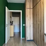 Modern Balconybright&spacious Fast Wi-fi * Тирана