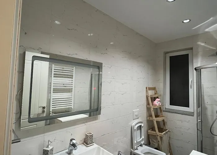 Modern Balconybright&spacious Fast Wi-fi Tirana