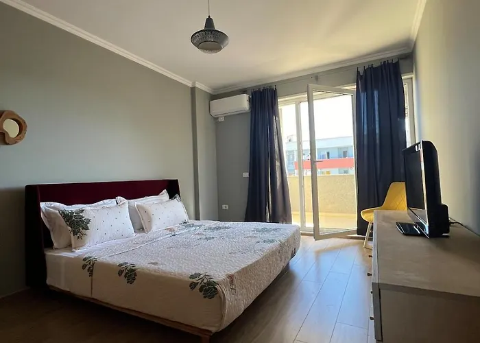 Apartament Modern Balconybright&spacious Fast Wi-fi Tirana